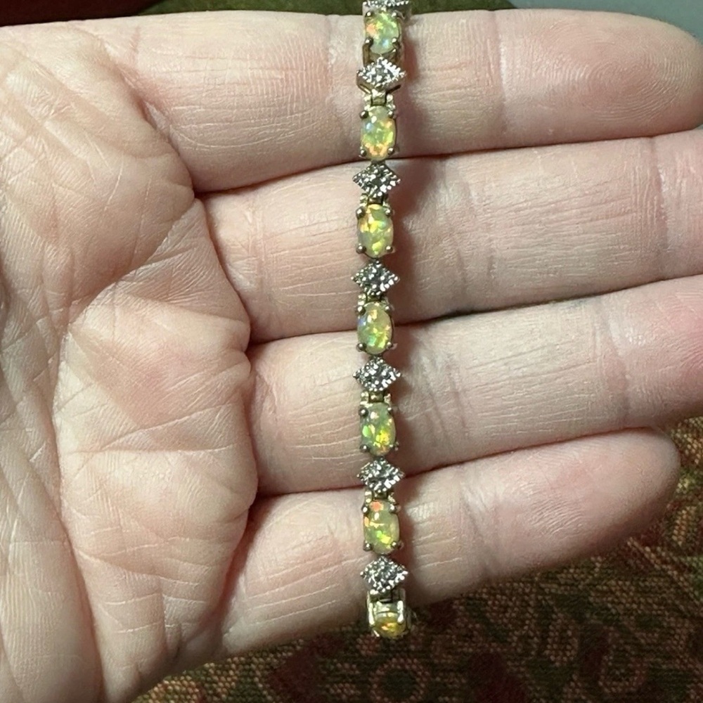 Elegant Opal and Silver Bracelet
